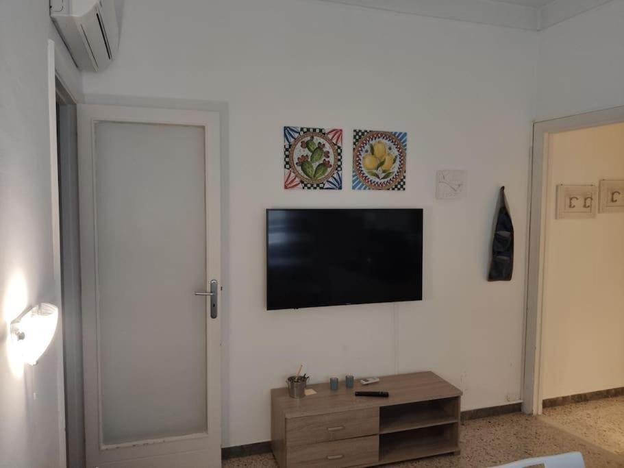 Centro Storico-Imbarcadero Per Le Isole***** Apartment Trapani Bagian luar foto